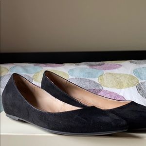 Basic black ballet flat